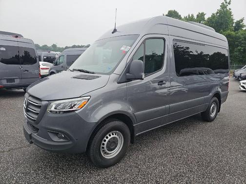 2024 Mercedes-Benz Sprinter 2500 144 WB Standard Roof Passenger