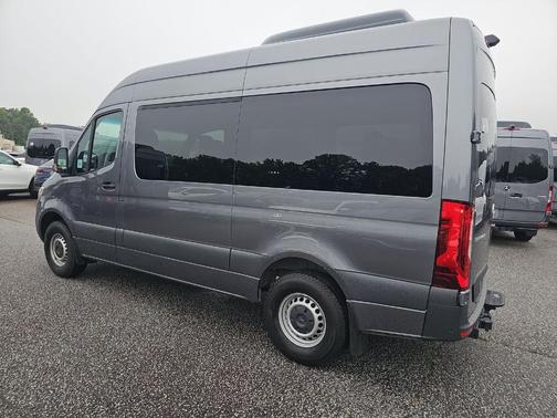 2024 Mercedes-Benz Sprinter 2500 144 WB Standard Roof Passenger