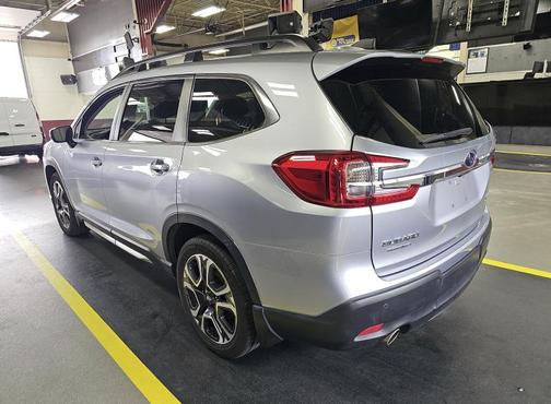 Ice Silver Metallic 2023 Subaru Ascent Limited