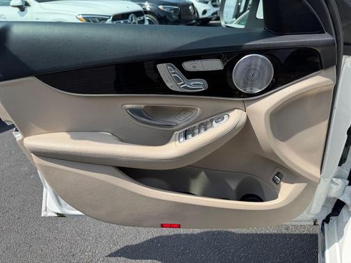 2021 Mercedes-Benz C-Class C 300