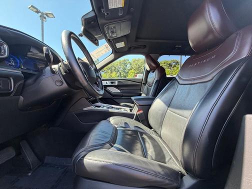 Iconic Silver Metallic 2020 Ford Explorer Platinum