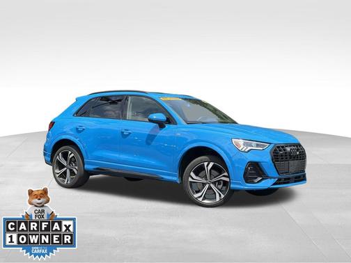 Turbo Blue 2023 Audi Q3 45 S line Premium
