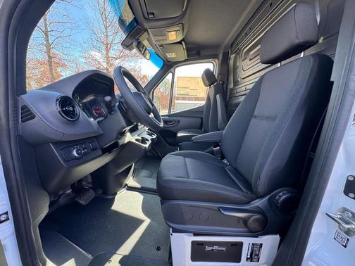 2026 Mercedes-Benz Sprinter 2500 Standard Roof