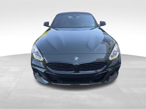 San Remo Green Metallic 2026 BMW Z4 M40i