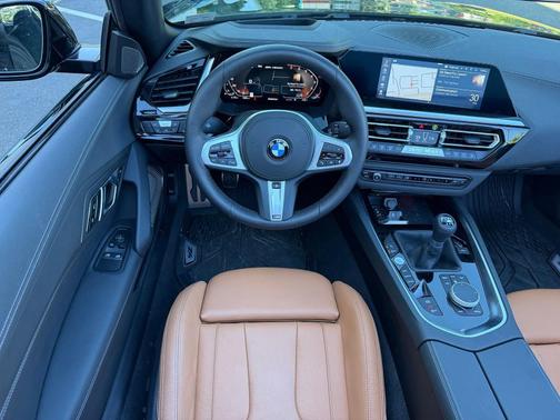 San Remo Green Metallic 2026 BMW Z4 M40i
