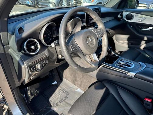 2019 Mercedes-Benz GLC 300 Base 4MATIC