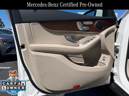 Polar White 2022 Mercedes-Benz GLC 300 Base 4MATIC