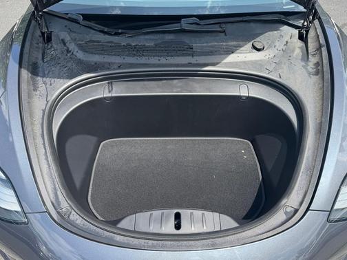 2019 Tesla Model 3 Performance