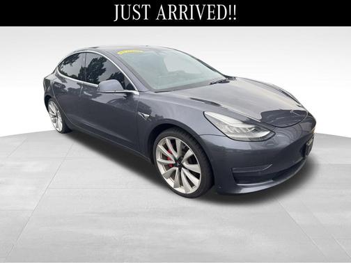2019 Tesla Model 3 Performance
