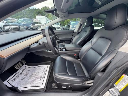 2019 Tesla Model 3 Performance