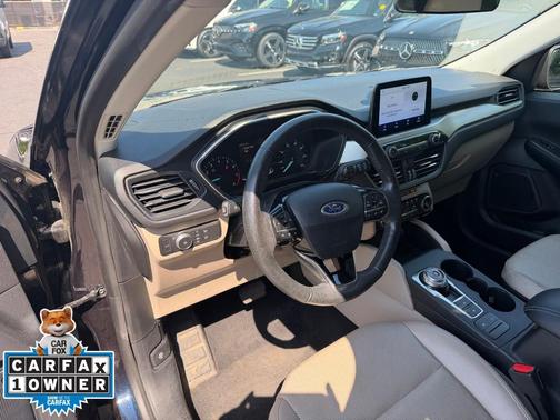 Blue Metallic 2021 Ford Escape SEL