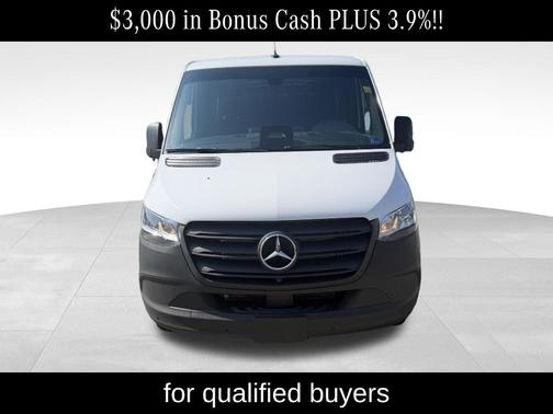 Arctic White 2026 Mercedes-Benz Sprinter 2500 Standard Roof