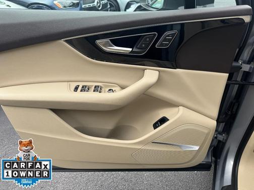 2019 Audi Q7 55 Prestige