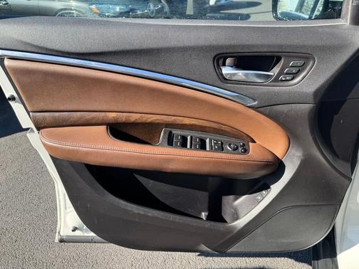 2017 Acura MDX 3.5L w/Advance Package