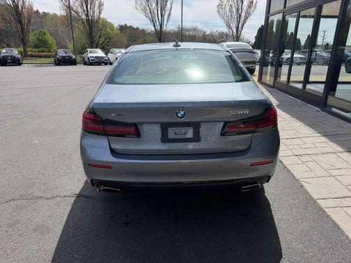 Bluestone Metallic 2021 BMW 530 i xDrive