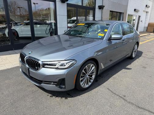 Bluestone Metallic 2021 BMW 530 i xDrive