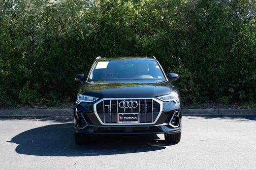Mythos Black Metallic 2025 Audi Q3 45 S line Premium