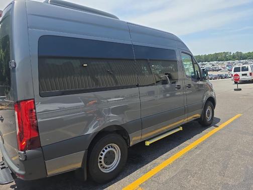2024 Mercedes-Benz Sprinter 2500 144 WB Standard Roof Passenger