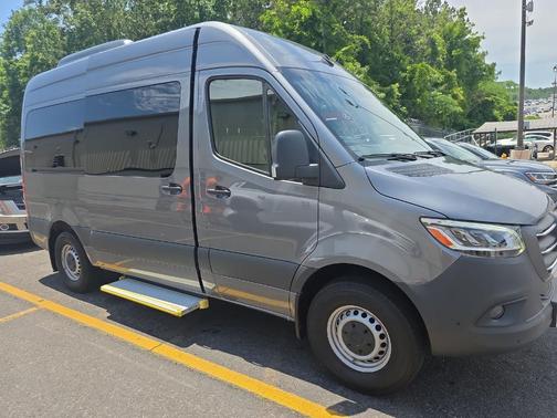 2024 Mercedes-Benz Sprinter 2500 144 WB Standard Roof Passenger