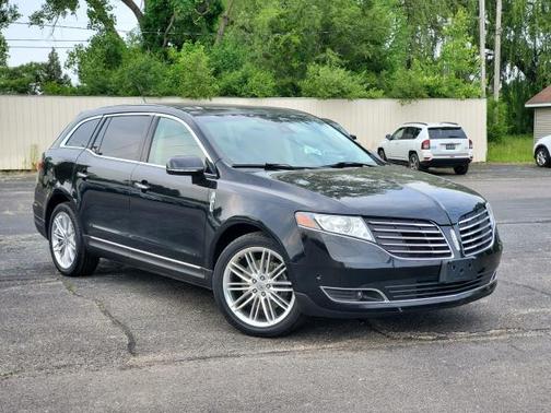 2019 Lincoln MKT Standard