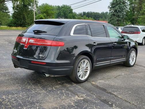 2019 Lincoln MKT Standard