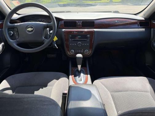 Black 2007 Chevrolet Impala LT