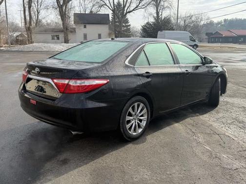 2016 Toyota Camry XLE