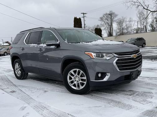 2020 Chevrolet Traverse LT Cloth