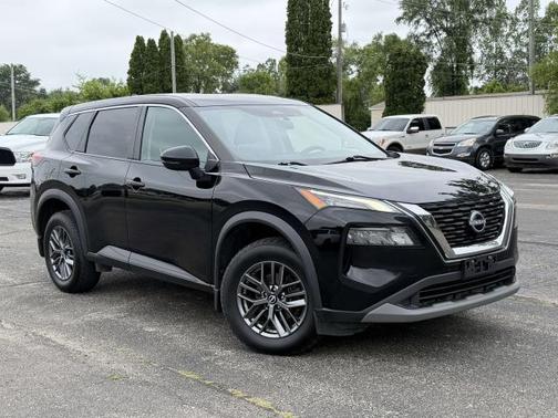 Black 2022 Nissan Rogue S