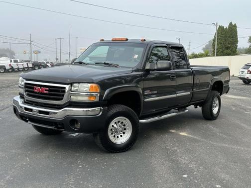 2003 GMC Sierra 2500 SLE