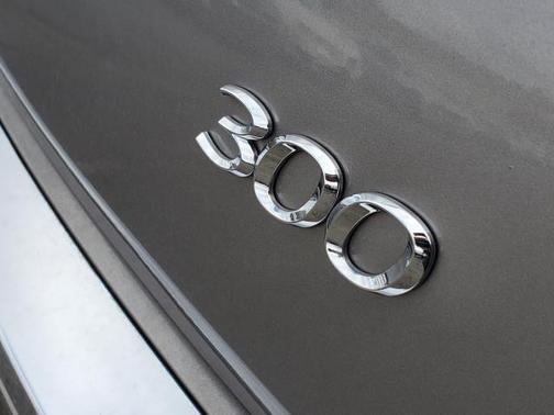 2014 Chrysler 300 Base