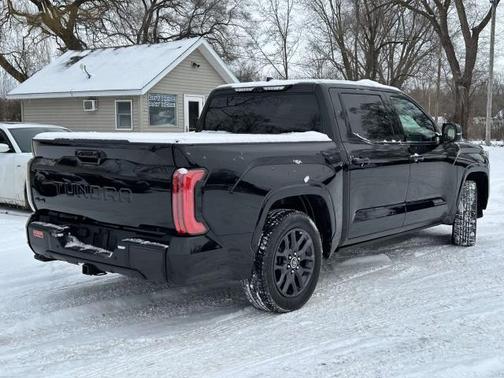 2022 Toyota Tundra Platinum