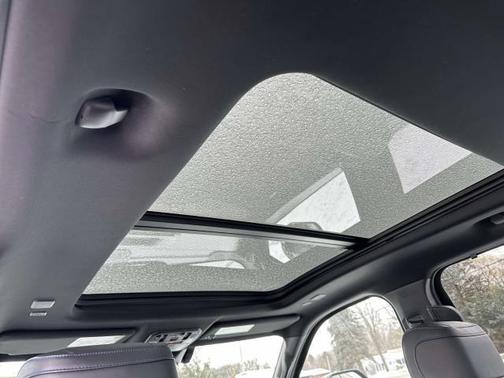 2022 Toyota Tundra Platinum