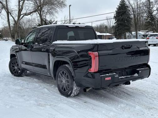 2022 Toyota Tundra Platinum