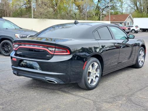 2016 Dodge Charger SXT