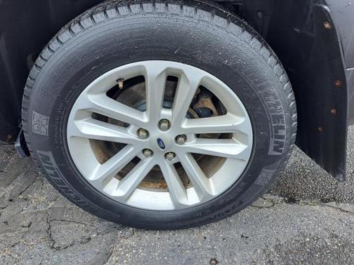 2015 Ford Explorer Base