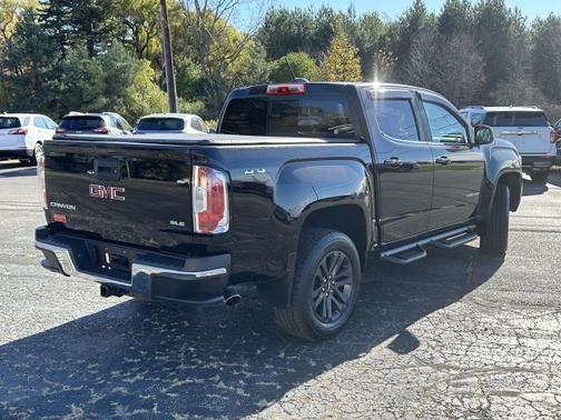 2017 GMC Canyon SLE