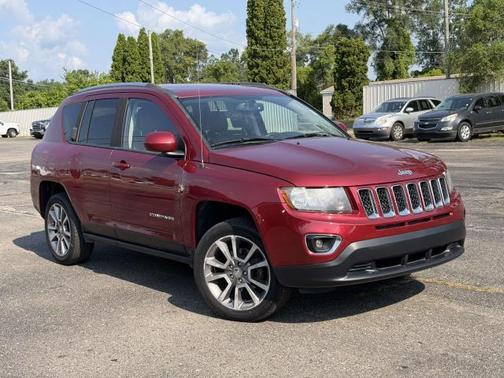Red 2016 Jeep Compass High Altitude