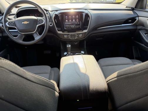 2020 Chevrolet Traverse LS Fleet