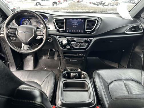 2020 Chrysler Pacifica Touring-L