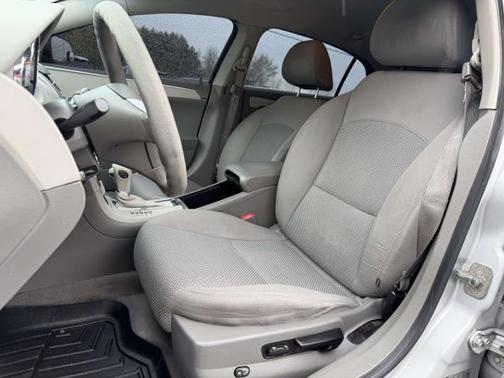 Silver 2012 Chevrolet Malibu 1LT
