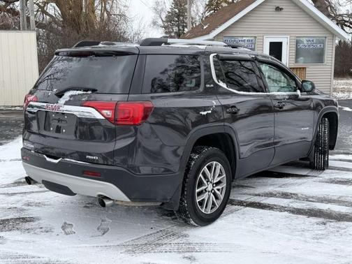 2018 GMC Acadia SLE-2