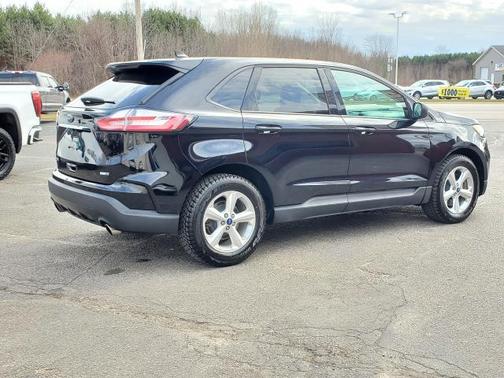 2020 Ford Edge SE