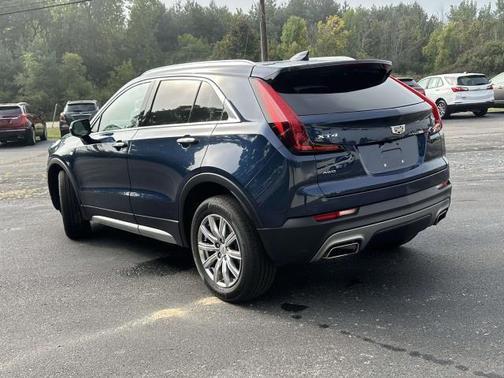 2021 Cadillac XT4 Premium Luxury