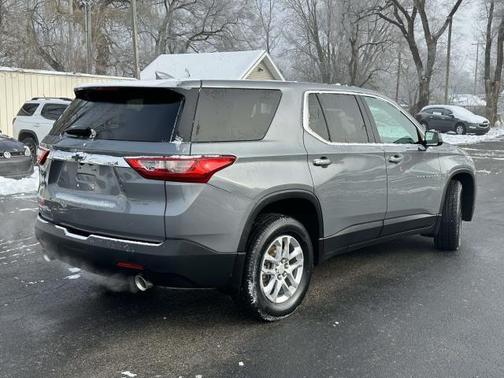 2021 Chevrolet Traverse LS