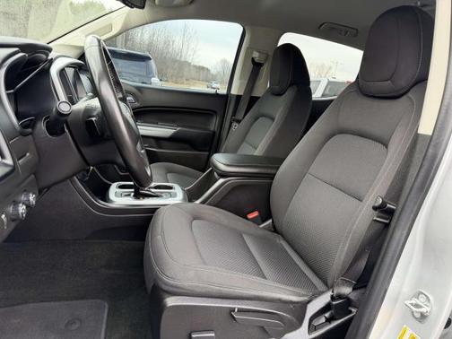 2017 Chevrolet Colorado LT