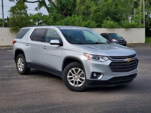 2020 Chevrolet Traverse LT Leather