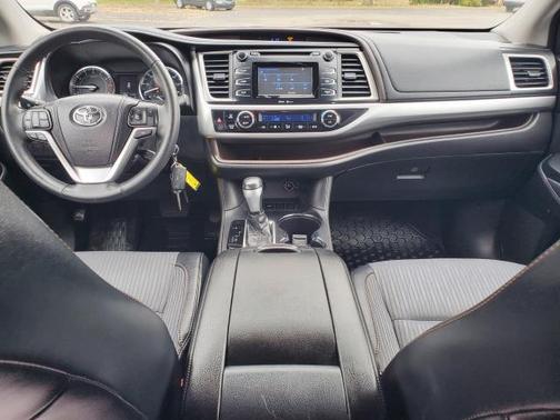 2015 Toyota Highlander LE Plus