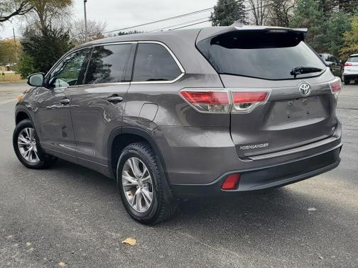 2015 Toyota Highlander LE Plus