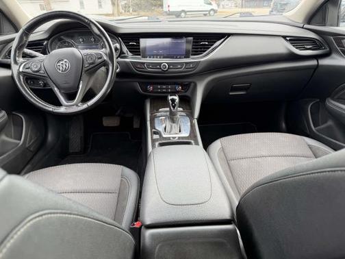 2019 Buick Regal Sportback Preferred II